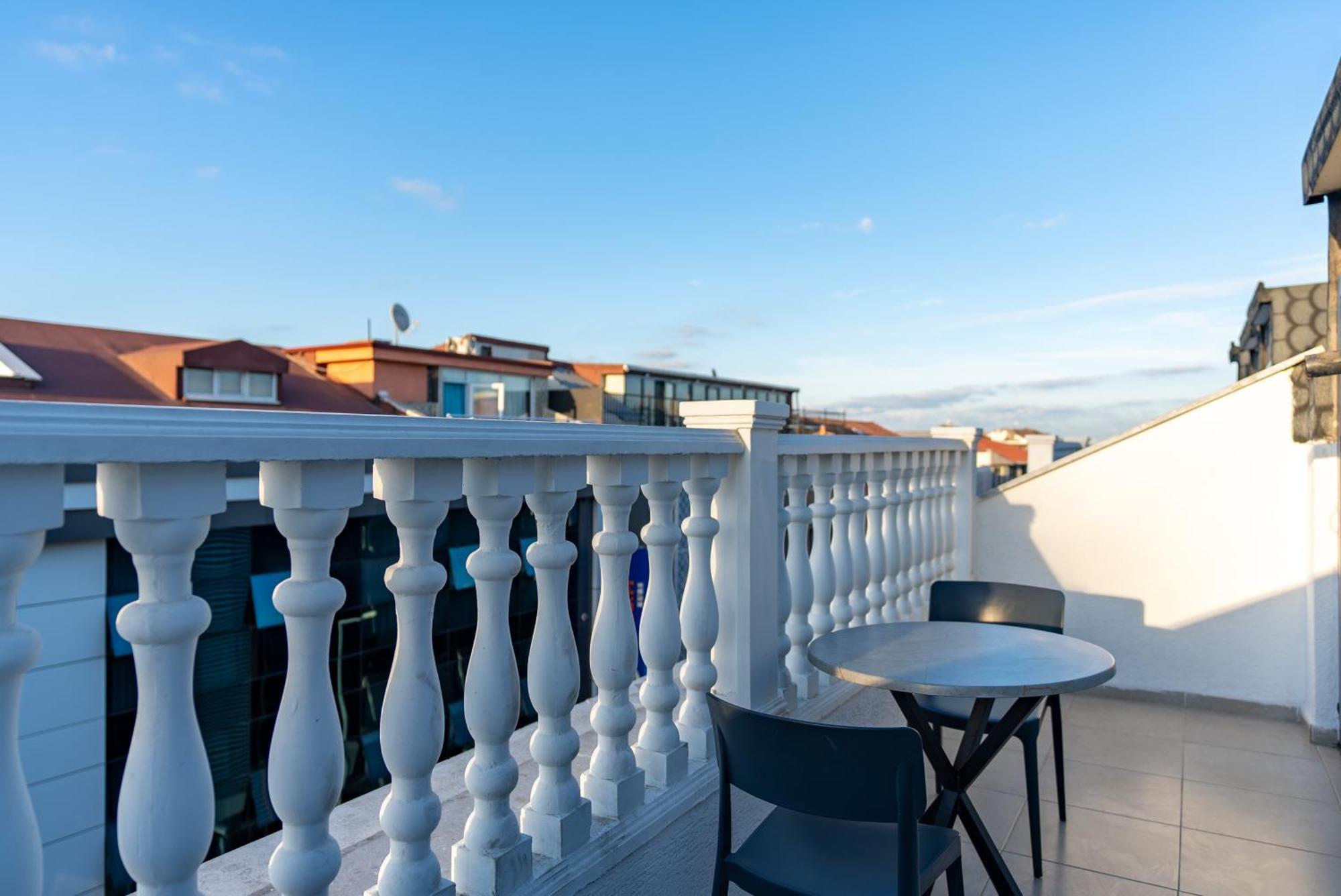 Black Palace Hotel Истанбул Екстериор снимка